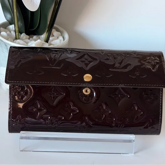 Louis Vuitton Vernis Sarah Wallet Amarante Burgundy w/Box and dust bag Full Set - Picture 16 of 16